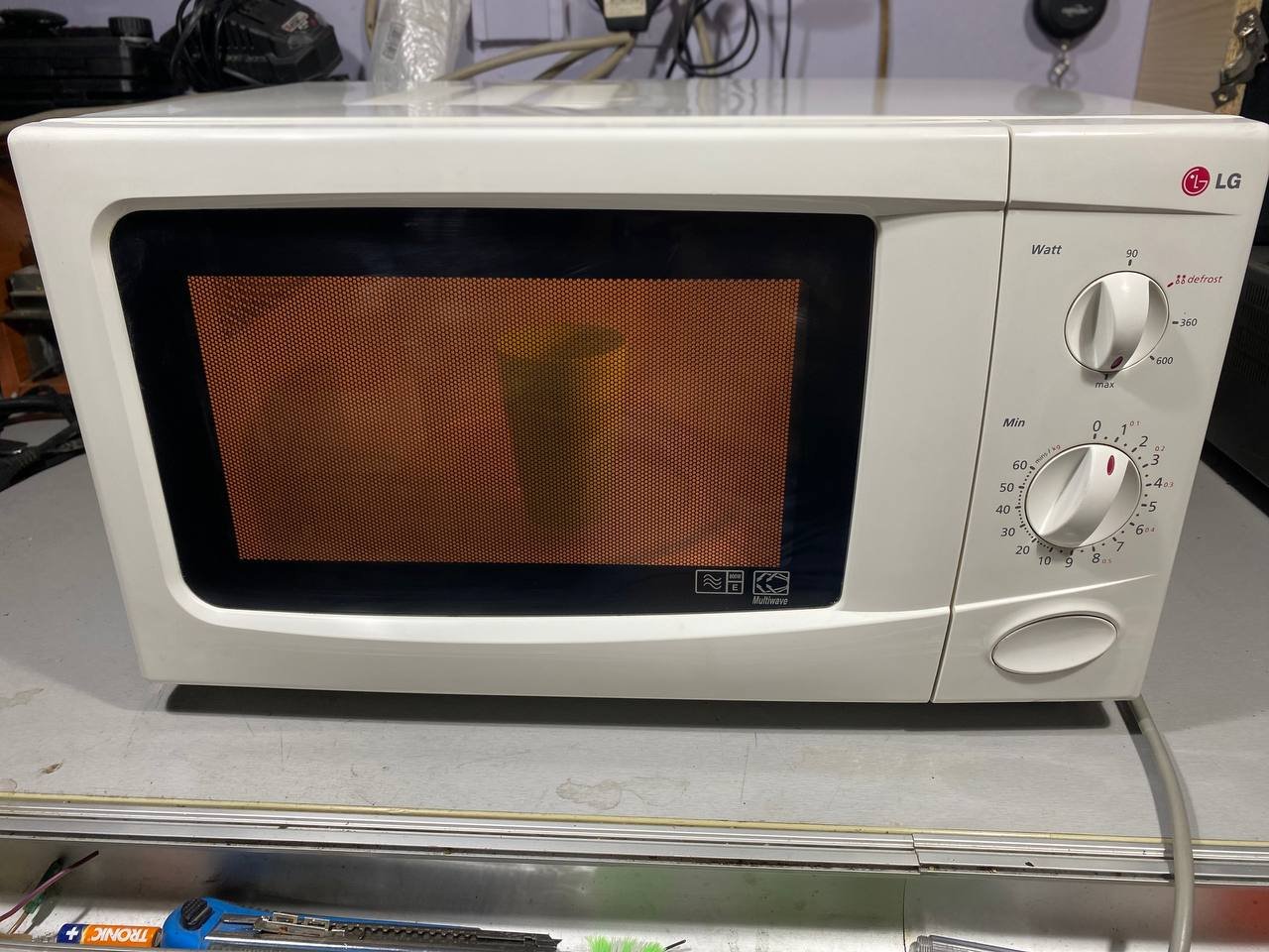 ميكروويف LG MS1907C 800 واط — نوفي ساد, صربيا ميكروويف LG MS1907C 800 واط — مستعمل — نوفي ساد, صربيا