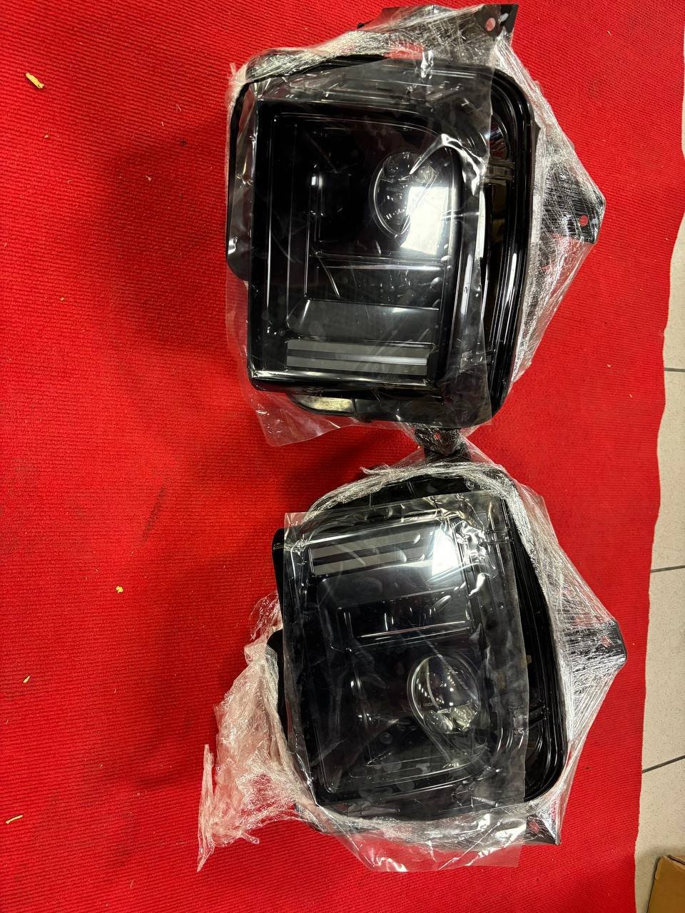 Faros delanteros Li Auto (Lixiang) L9 original y mejorados — Moscú, Rusia