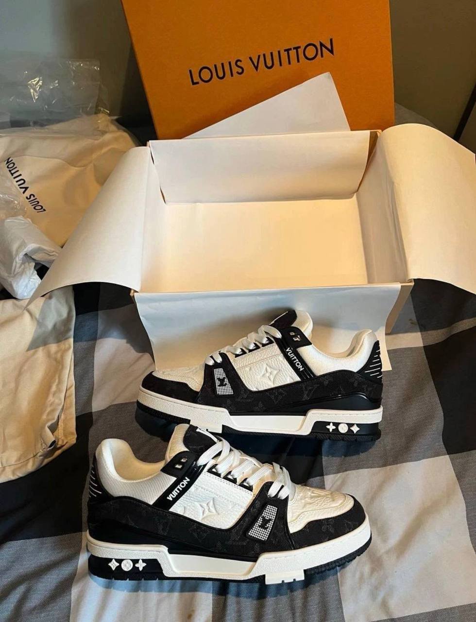 Кроссовки Louis Vuitton Trainer monogram новые — Тбилиси, Грузия Кроссовки Louis Vuitton Trainer monogram новые — новый — Тбилиси, Грузия
