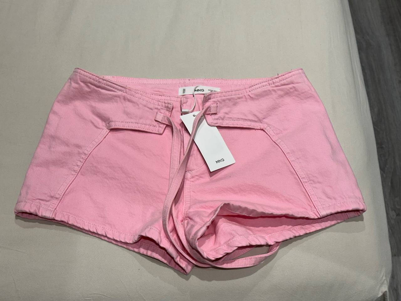 شورت جينز Mango، المقاس 34 (XS-S) — تبليسي, جورجيا
