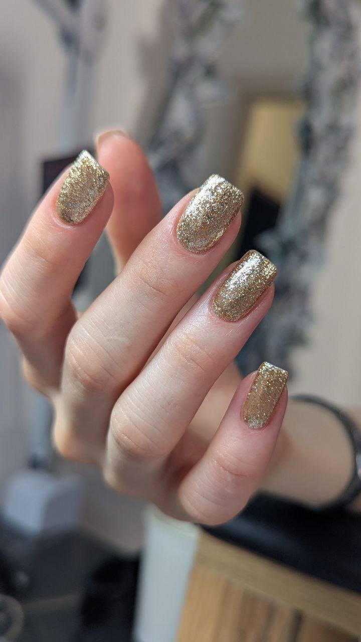 Maestra de manicura y pedicura (7+ años) — Phuket, Tailandia