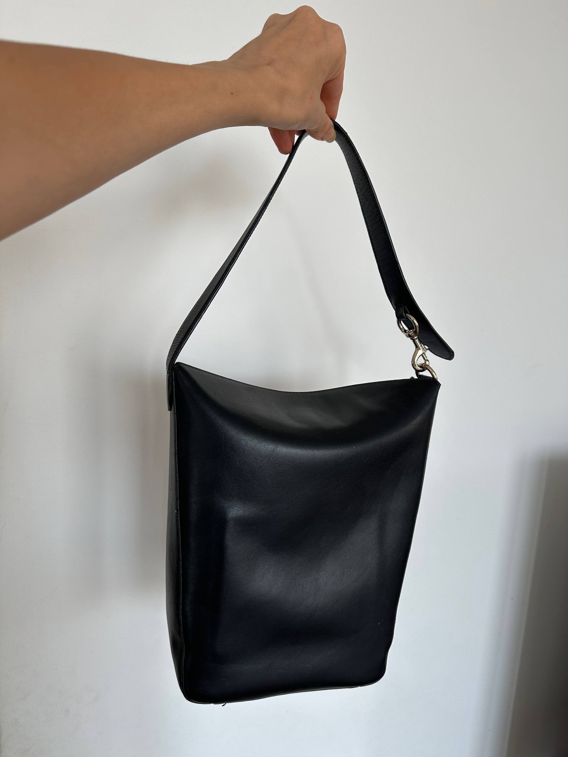 Сумка Massimo Dutti из натуральной кожи — Белград, Сербия Сумка Massimo Dutti из натуральной кожи — Белград, Сербия