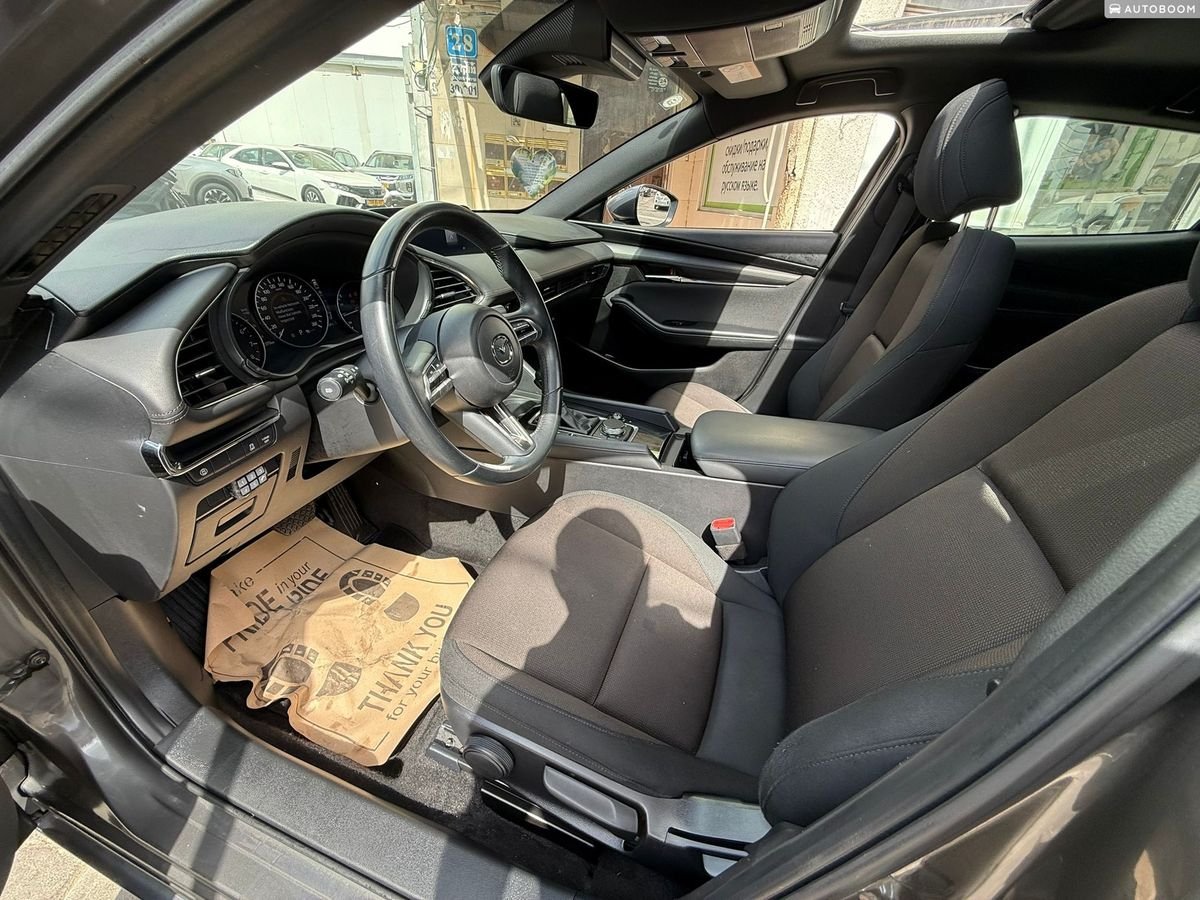 Mazda 3 Spirit 2021 hatchback gray automatic — Tel Aviv, Israel