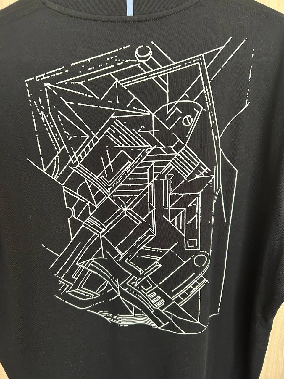 MCQ M t-shirt - 180 AED — Dubai, UAE