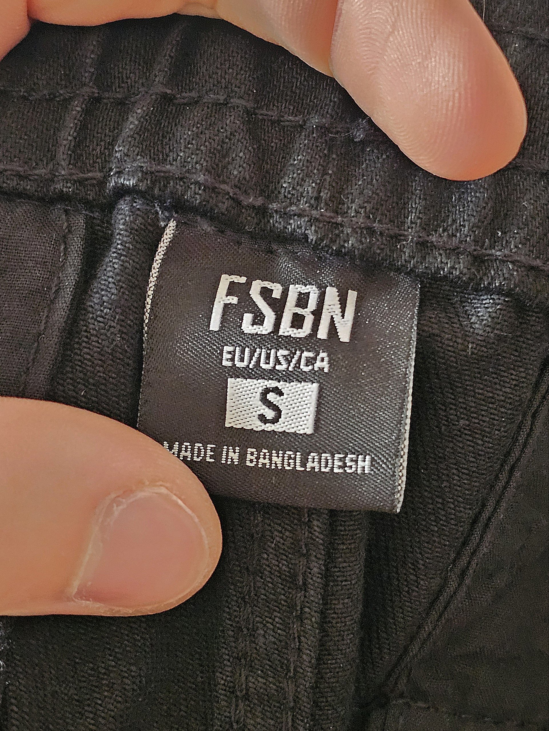 شورت جينز رجالي FSBN S — موسكو, روسيا