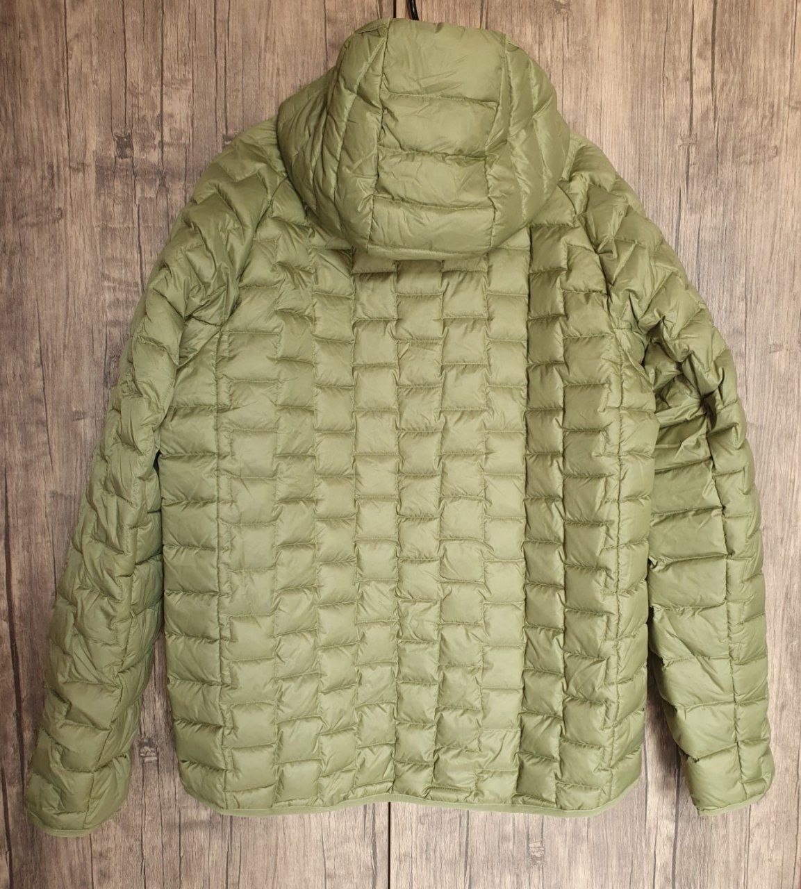 Chaqueta acolchada para hombre Mountain Hardwear Temescalborz L verde — nuevo — Tiflis, Georgia