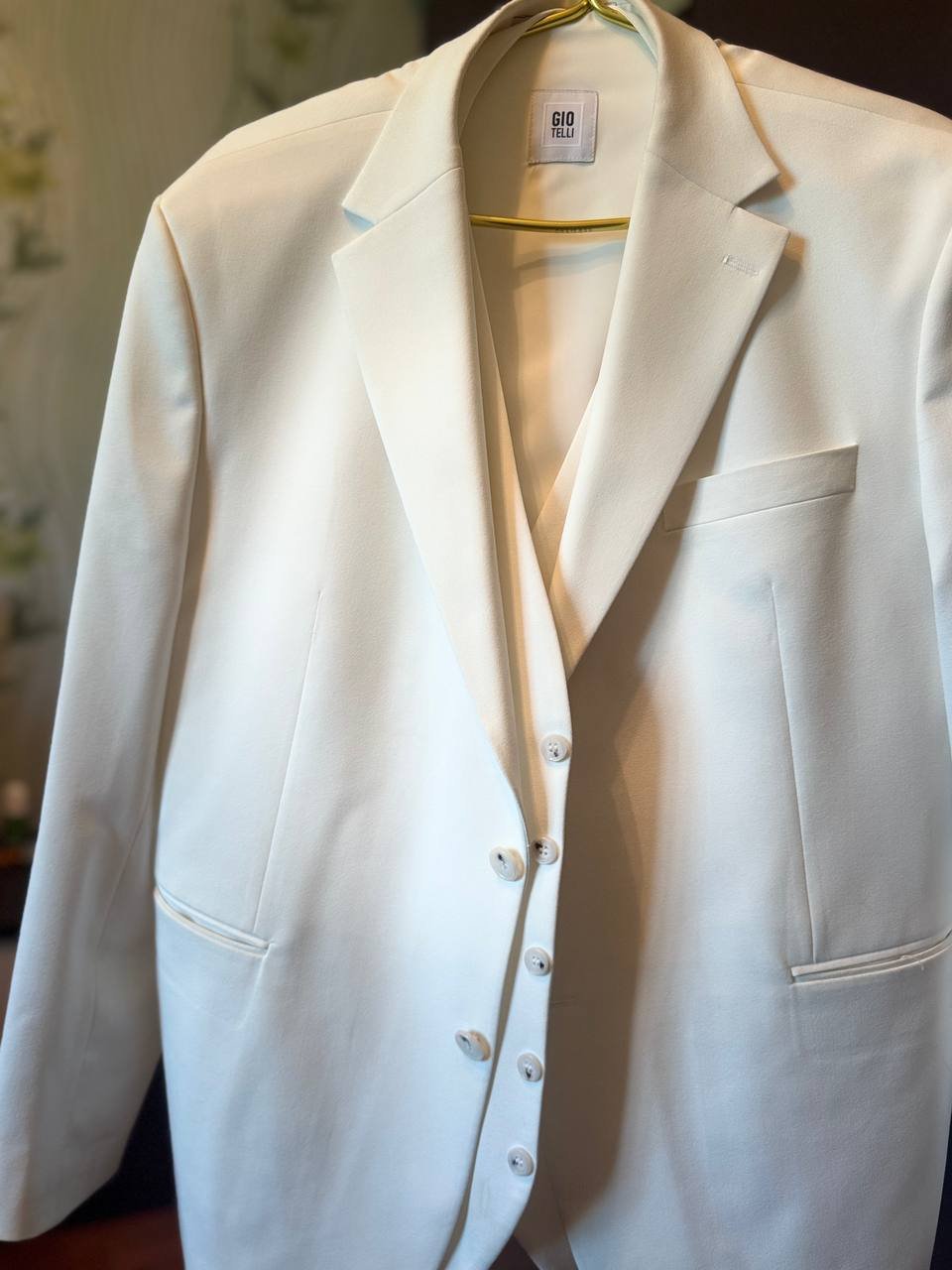Traje blanco de hombre Gio Telli XL — nuevo — Batumi, Georgia