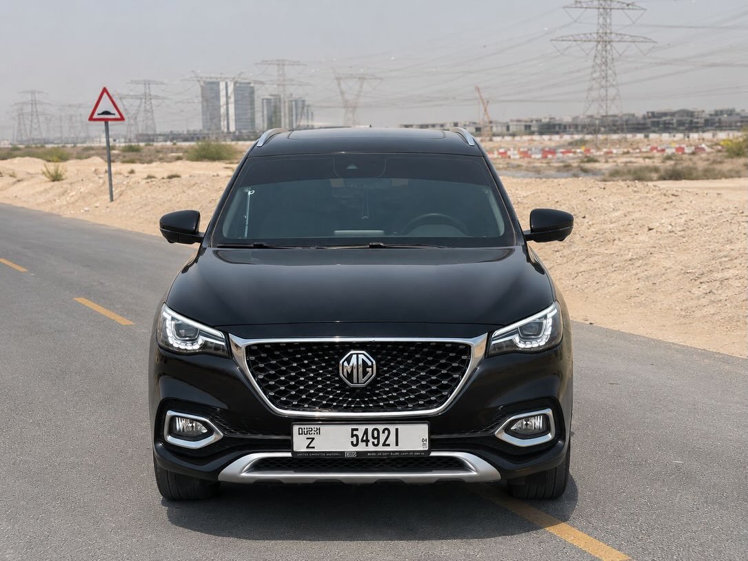 MG HS 2023 черный, панорама, 360 камера, Apple CarPlay — Дубай, ОАЭ MG HS 2023 черный, панорама, 360 камера, Apple CarPlay — Дубай, ОАЭ