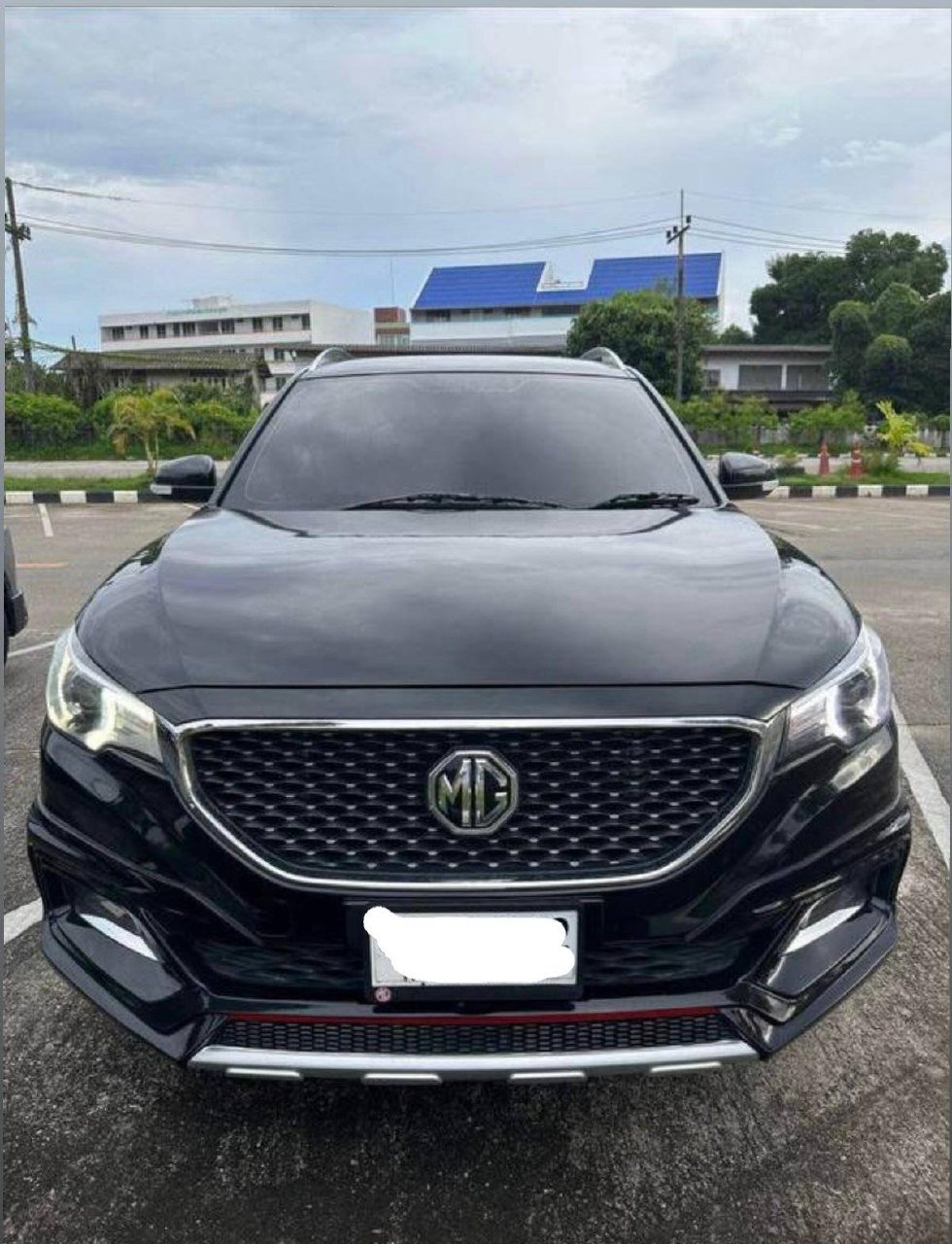 MG ZS 2019 black 1.5 automatic crossover 230000 ฿ — Phuket, Thailand