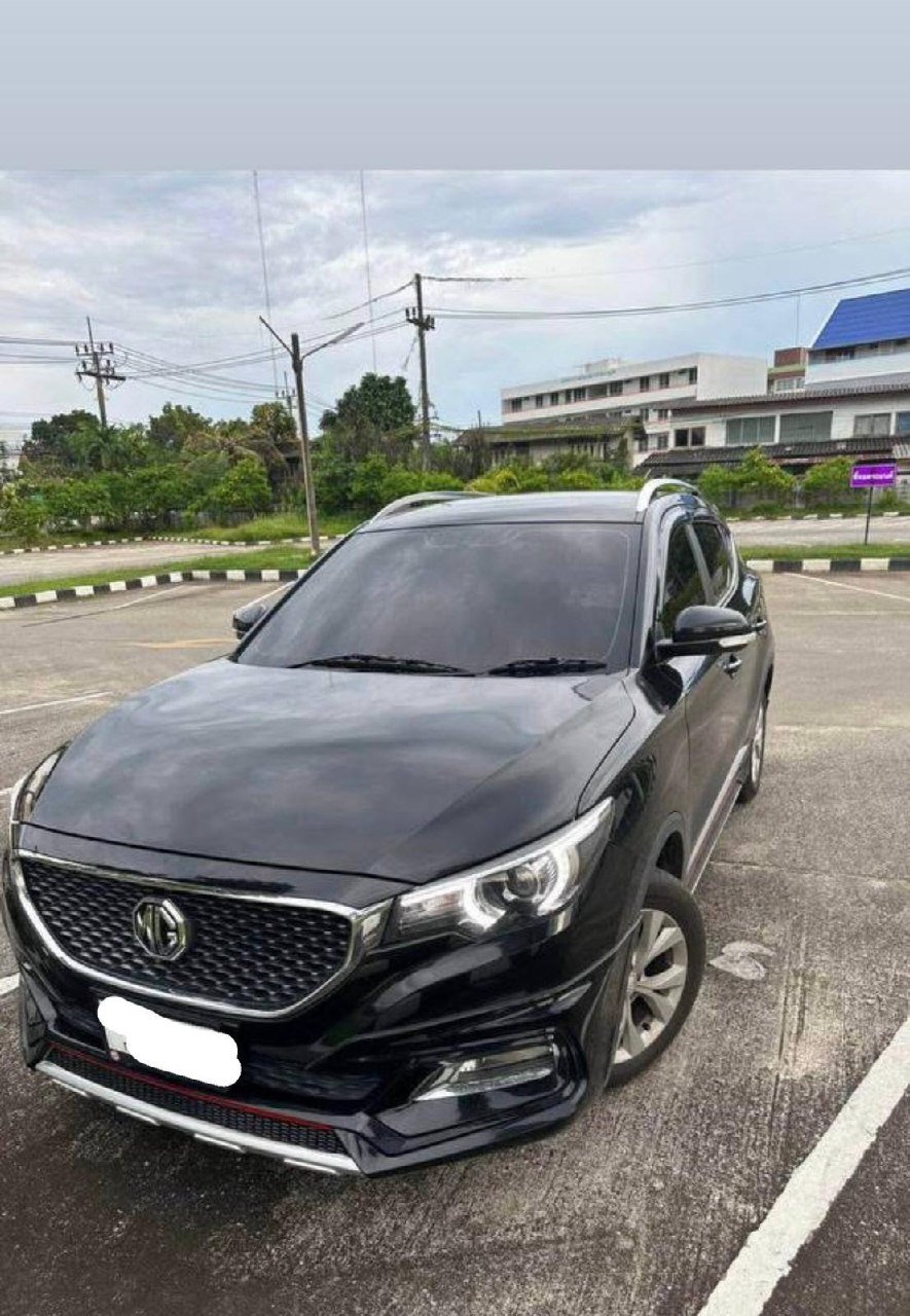 MG ZS 2019 black 1.5 automatic crossover 230000 ฿ — Phuket, Thailand
