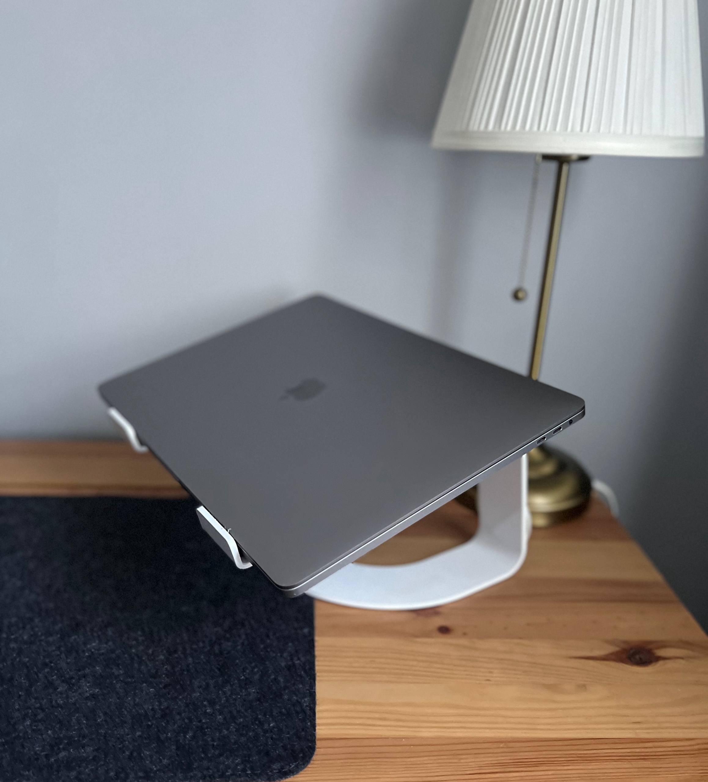 Monolith metal stand (very sturdy) — used — Istanbul, Turkey