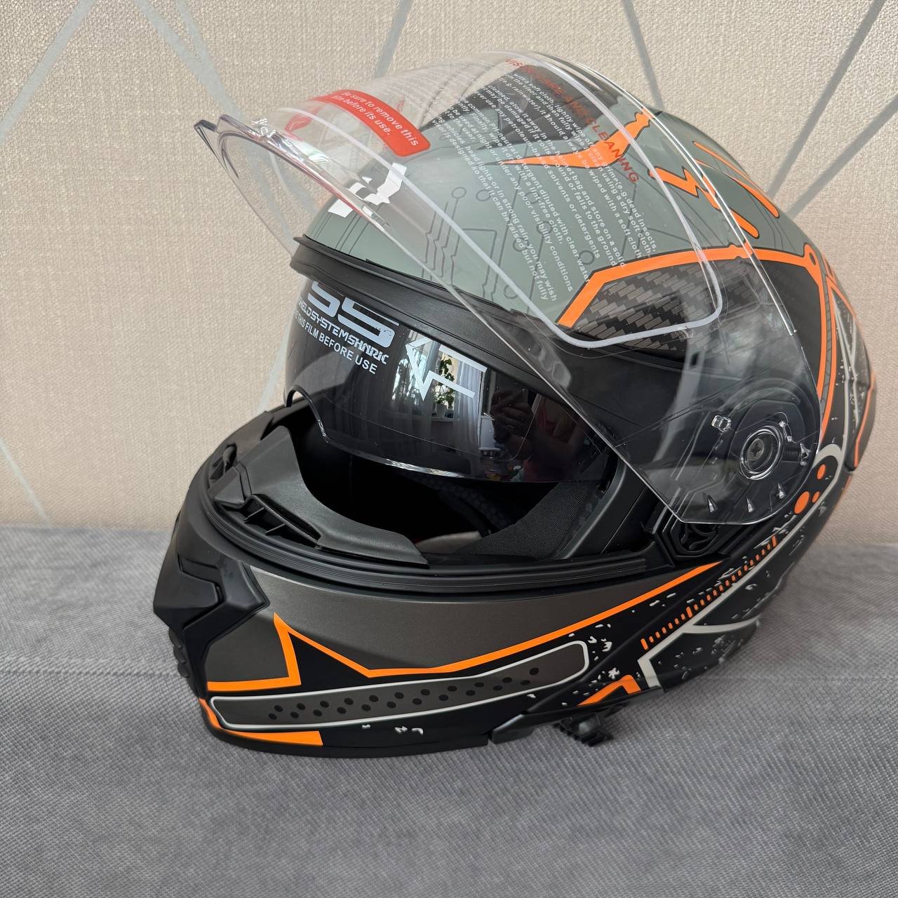 Motorcycle helmet size M — Moscow, Russia Motorcycle helmet size M — Moscow, Russia