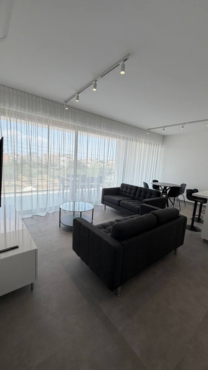 Apartamento nuevo 2 dormitorios, 2 baños, 2000 EUR + depósito — Limasol, Chipre Apartamento nuevo 2 dormitorios, 2 baños, 2000 EUR + depósito — Limasol, Chipre