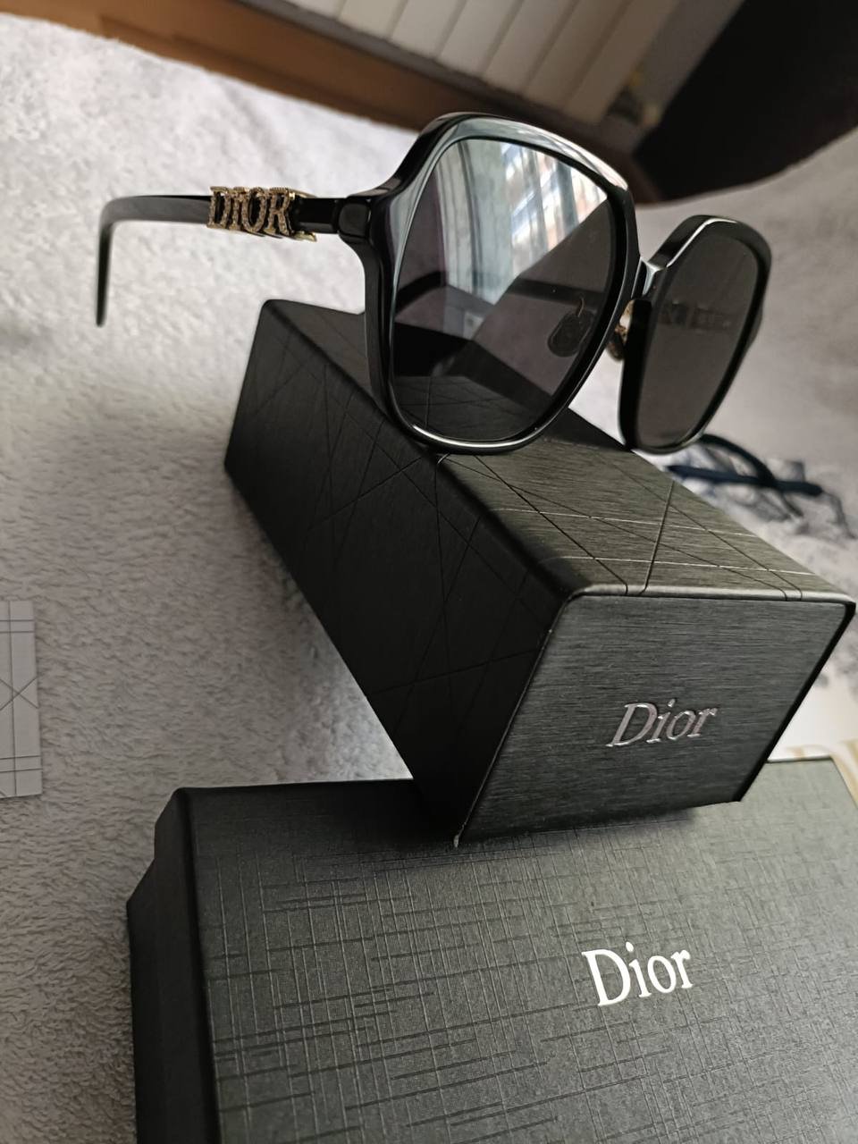 Новые очки Dior с аксессуарами — Барселона, Испания