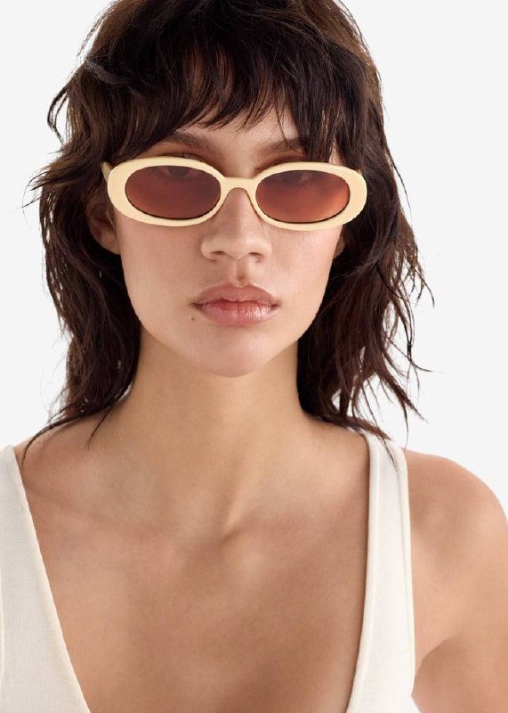 نظارات شمسية Le Specs جديدة مع حقيبة وقطعة قماش — باتومي, جورجيا