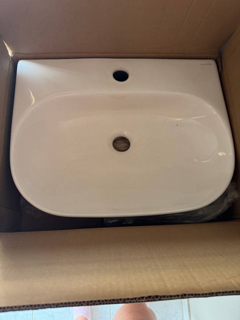 Lavabo nuevo con mueble (hecho a medida), Limassol — Limasol, Chipre Lavabo nuevo con mueble (hecho a medida), Limassol — new — Limasol, Chipre