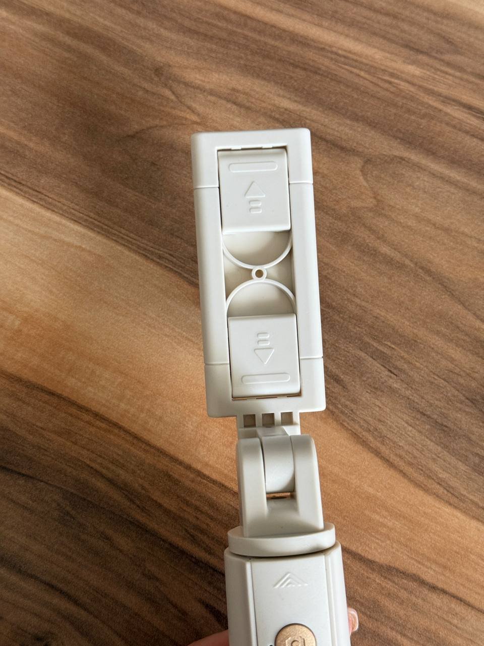Новый штатив 70 см, USB-кнопка — Батуми, Грузия Новый штатив 70 см, USB-кнопка — новый — Батуми, Грузия