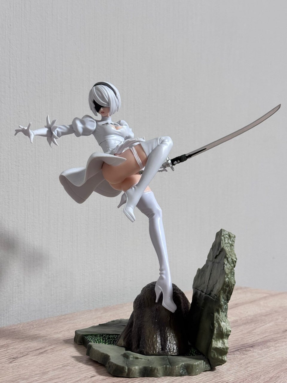 Фигурка Nier Automata 2B белая вариация — Санкт-Петербург, Россия