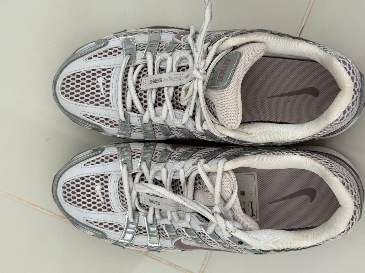 Zapatillas Nike 39 casi nuevas — Dubái, EAU