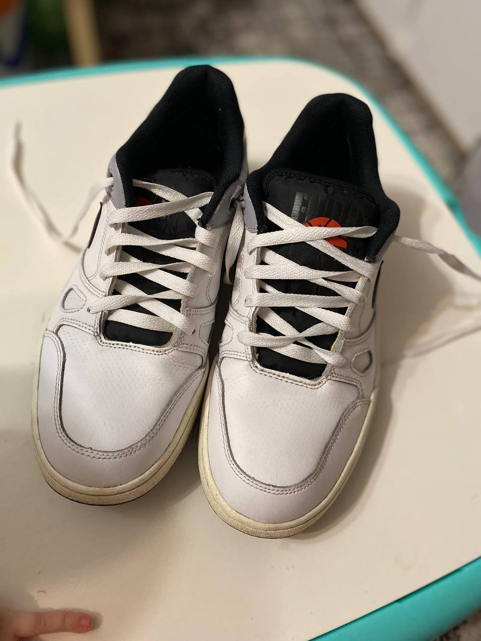 حذاء Nike أبيض مقاس 42 — جيدة — موسكو, روسيا