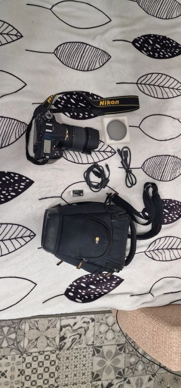 كاميرا Nikon D7100 مع عدسة 18-105 — مستعمل — سانت بطرسبرغ, روسيا