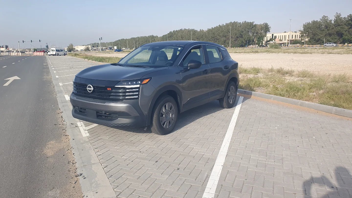 Nissan Kicks 2025 2000cc автомат полный комплект камера заднего вида GPS Apple Car 13000km — Дубай, ОАЭ