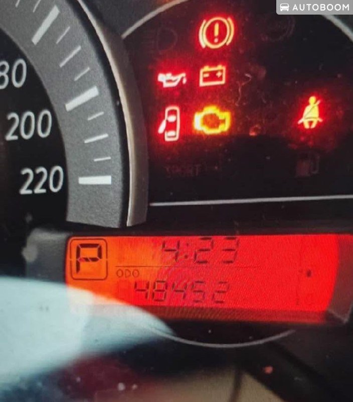 Nissan Micra 2018 silver CVT — Tel Aviv, Israel