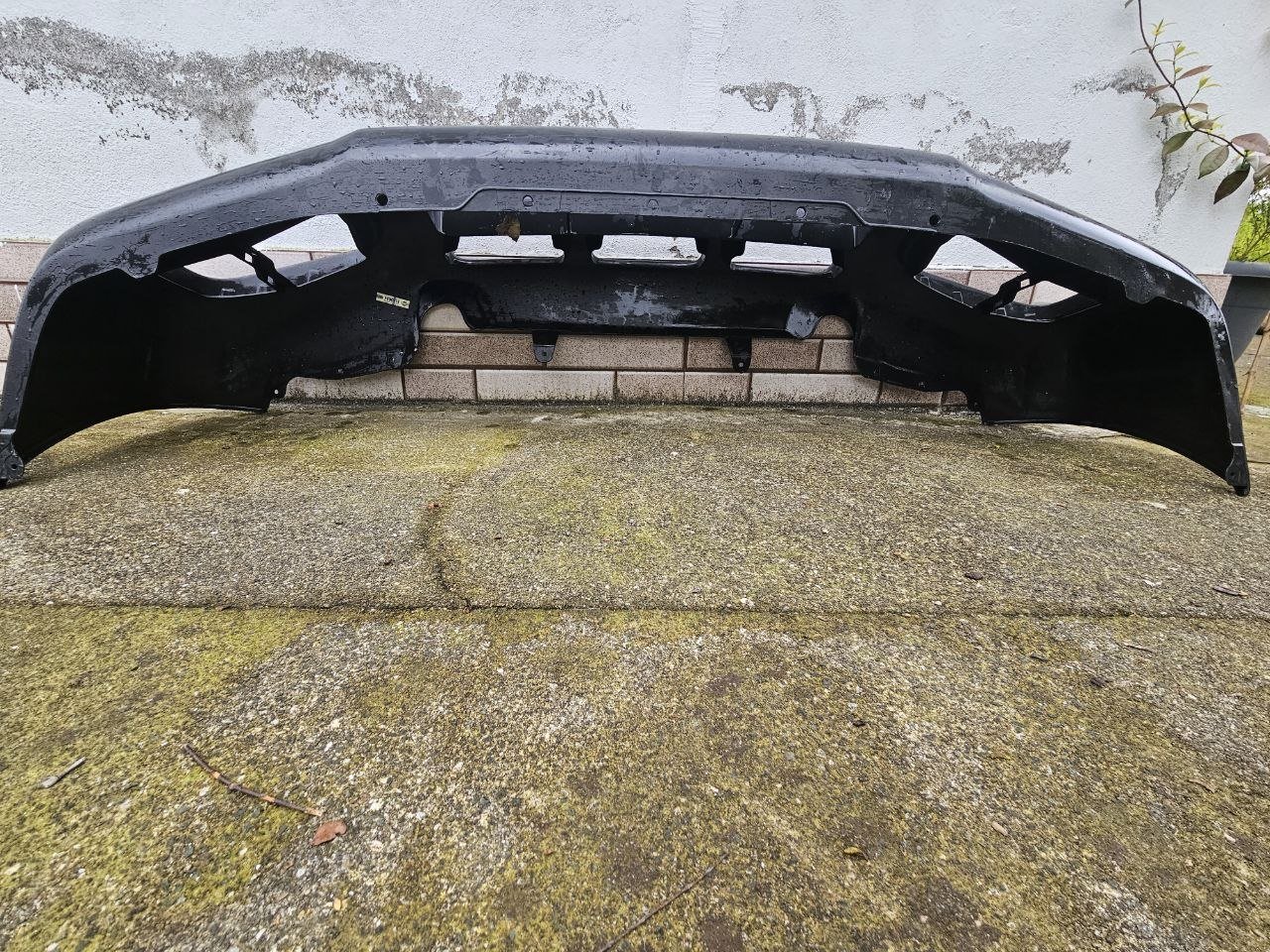 Nissan Pathfinder 1999-2004 bumper (plastic) — Batumi, Georgia