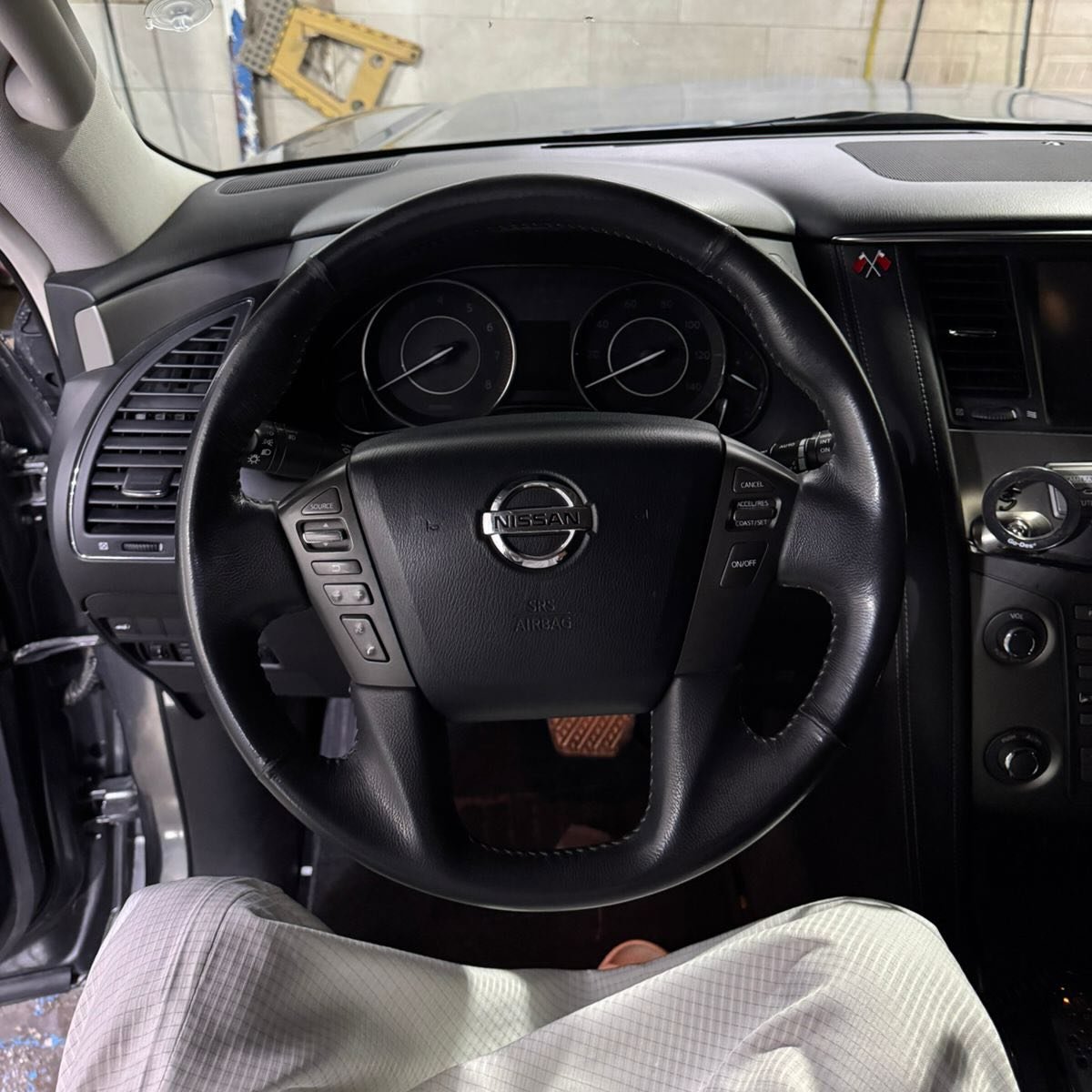 Nissan Patrol LE400 2017 US spec, UAE conversion — Dubai, UAE Nissan Patrol LE400 2017 US spec, UAE conversion — Dubai, UAE