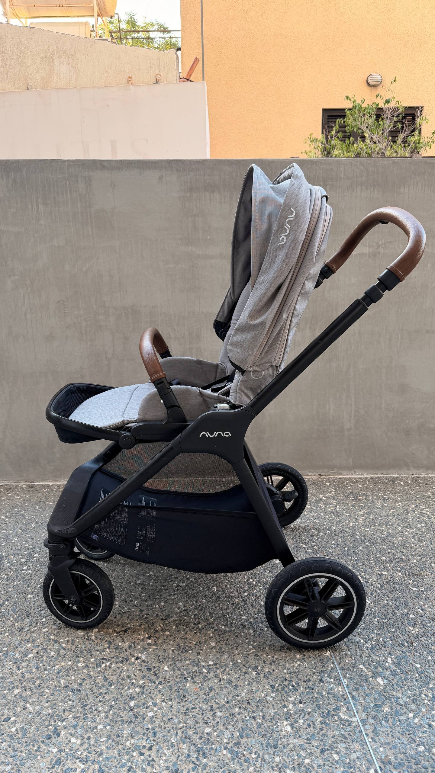 Коляска Nuna Triv Next (Triv Next) б/у, 470€ — б/у — Лимасол, Кипр