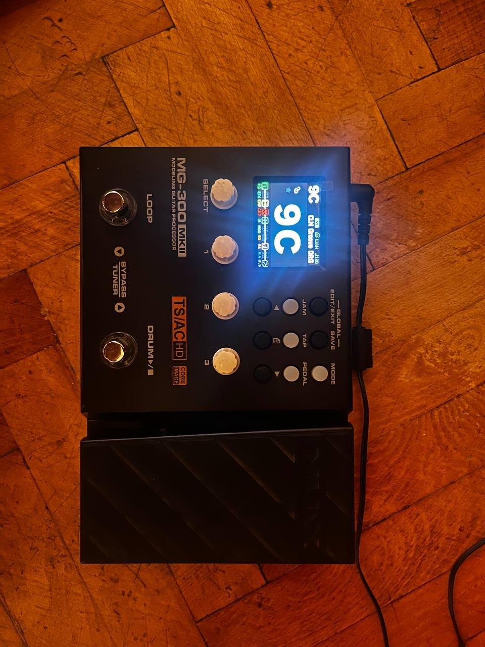 Procesador de guitarra Nux MG-300 MKII — ideal — Batumi, Georgia