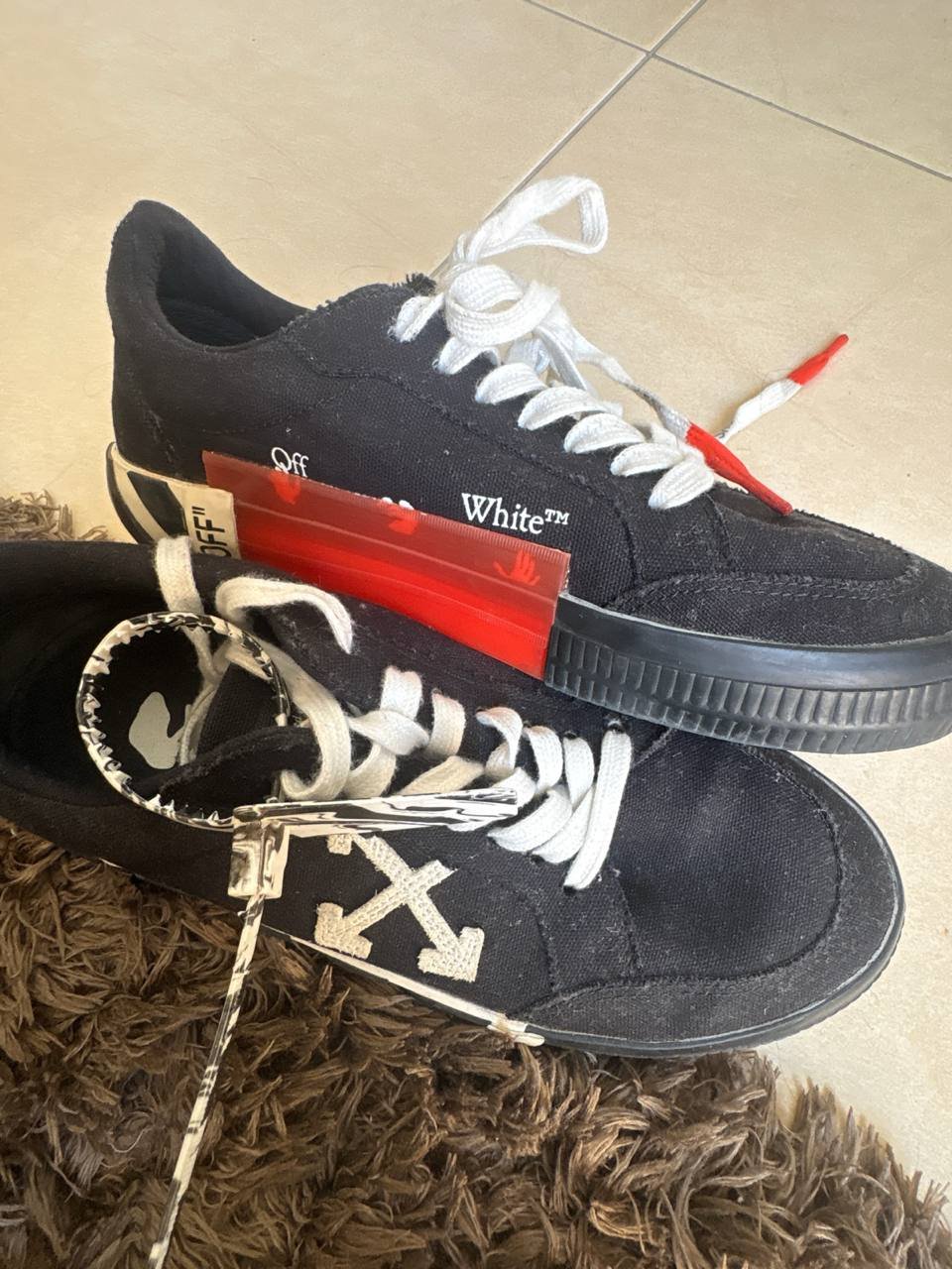 Off-White black sneakers, 90€ — Paphos, Cyprus