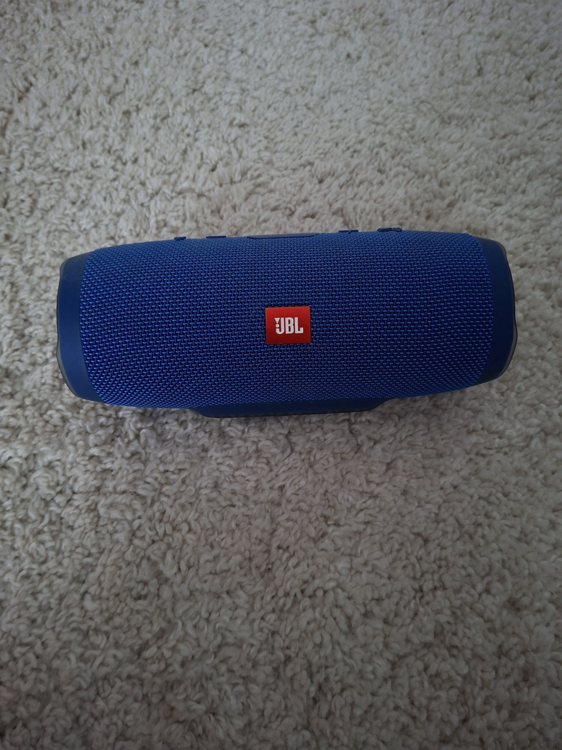 سماعة JBL Charge 3 أصلية بحالة ممتازة — مثالي — سانت بطرسبرغ, روسيا