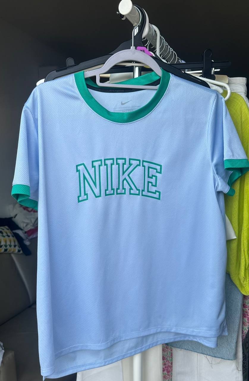 Nike футболка оригинал размер L — Валенсия, Испания