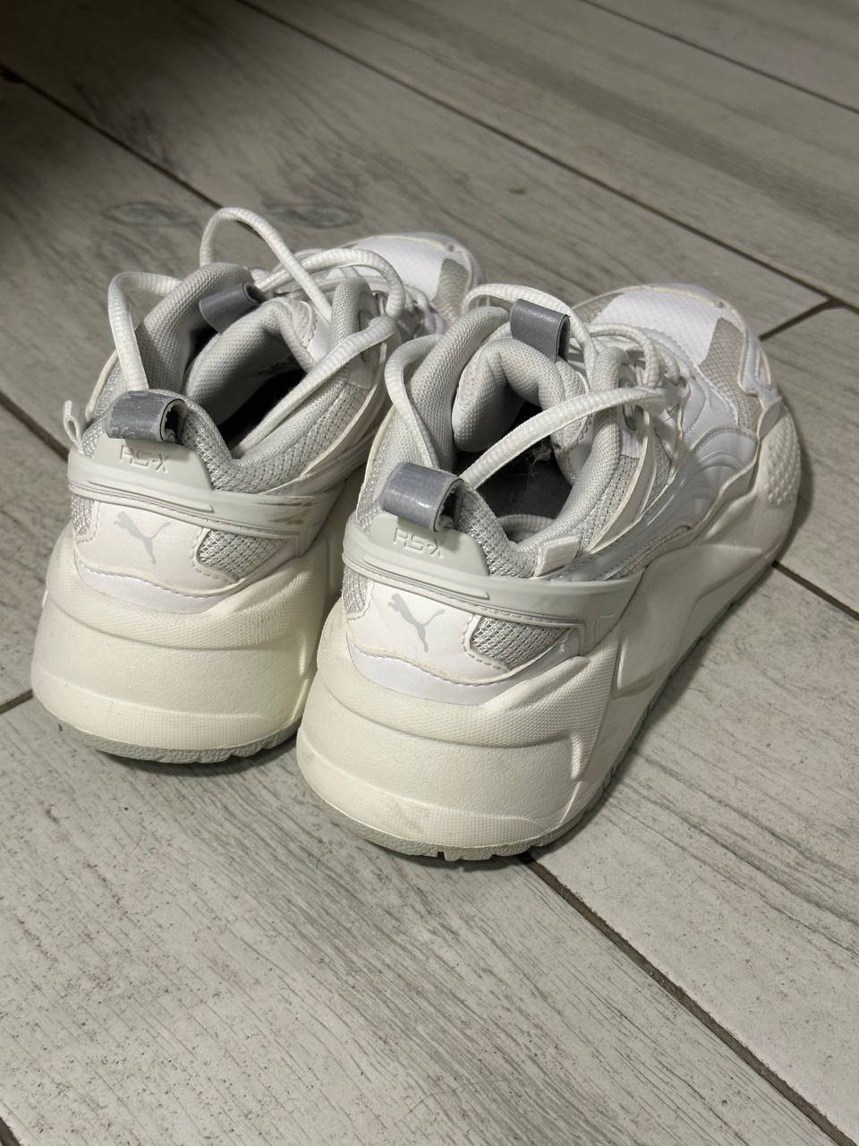 Original Puma sneakers, white, runs small — new — Batumi, Georgia