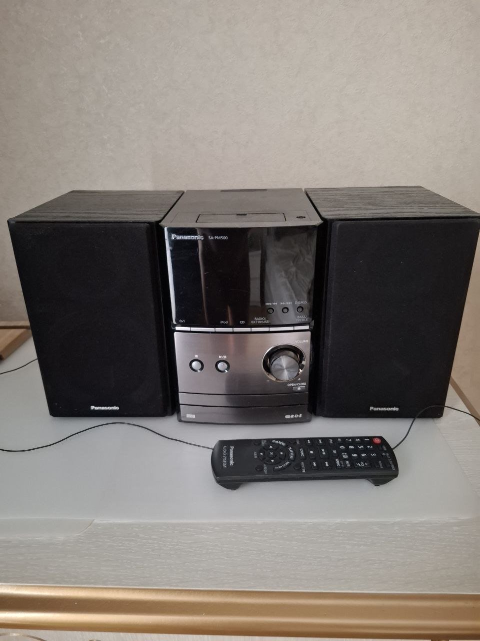 Centro musical Panasonic con bluetooth y USB, mando — usado — Moscú, Rusia
