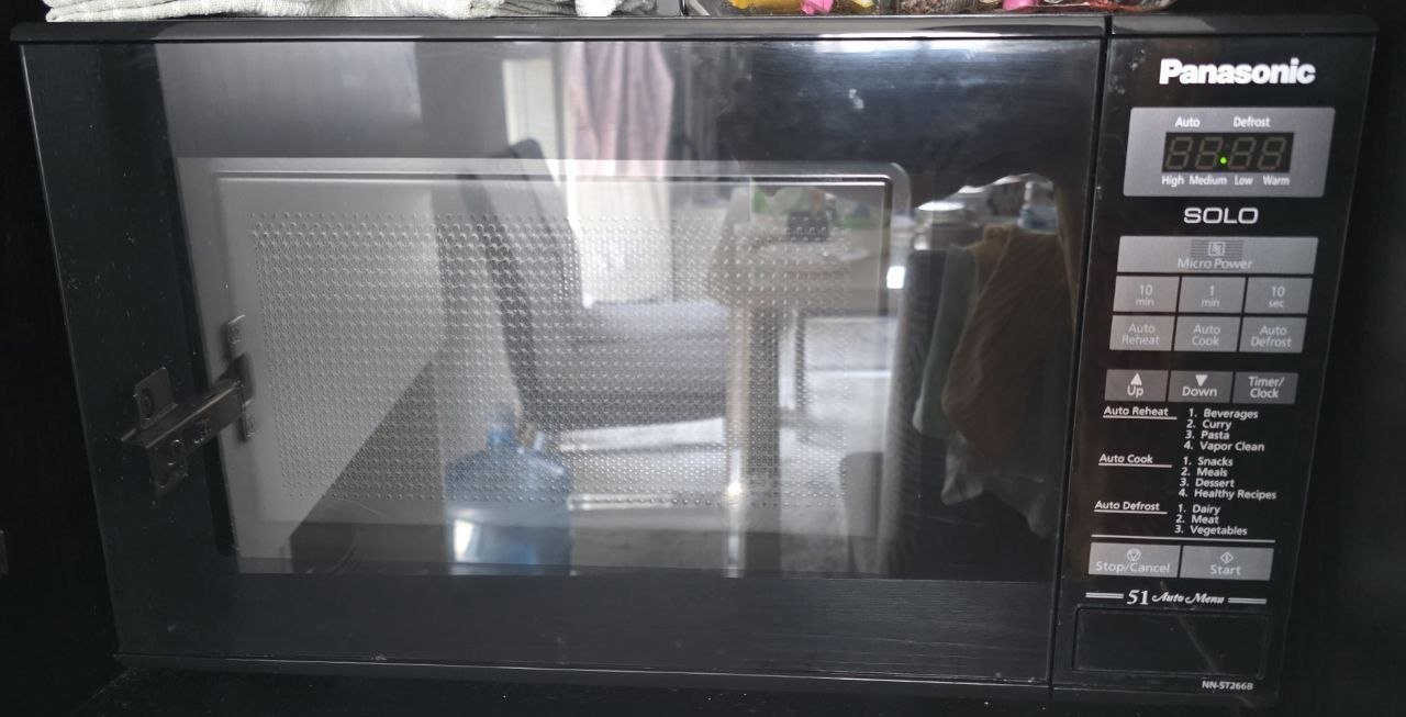 Microondas Panasonic Solo Auto Defrost — Dubái, EAU