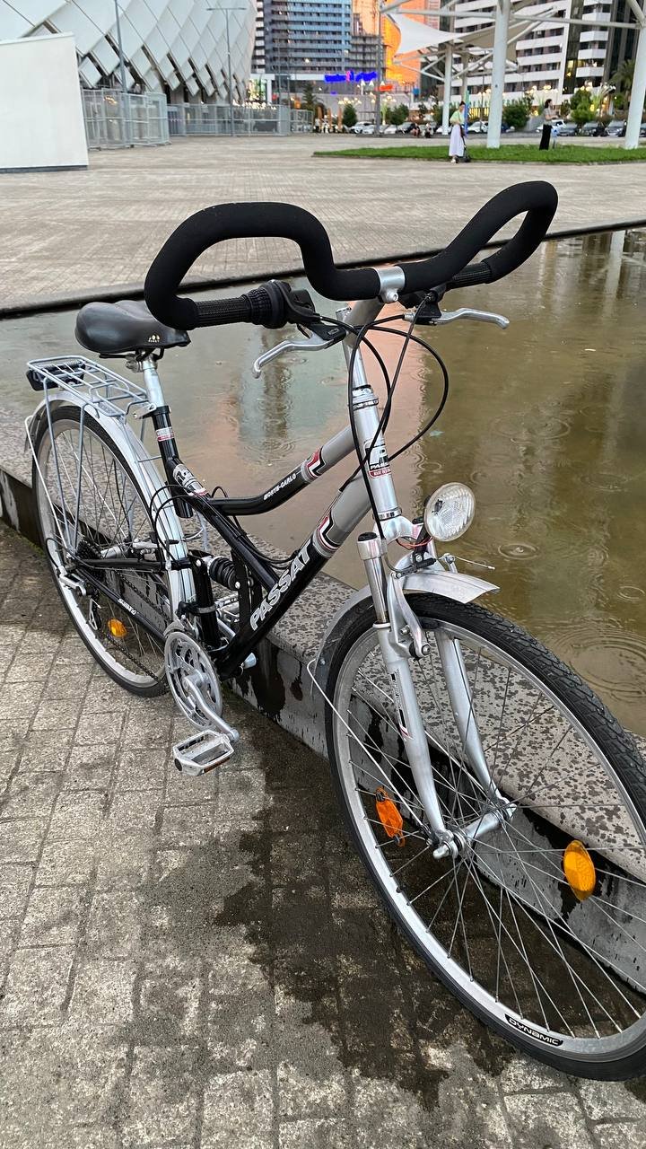 Passat bicycle (Germany), 21 speeds, 28" — Batumi, Georgia