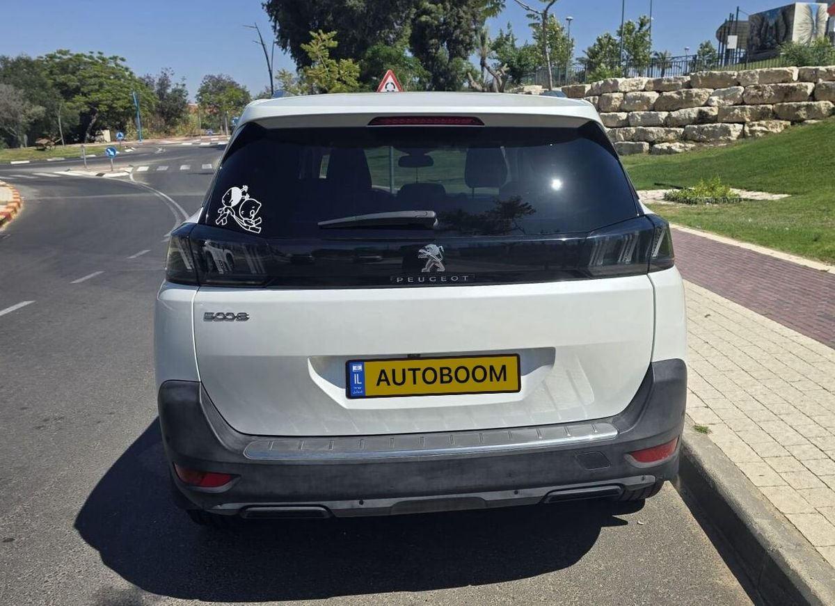 Peugeot 5008 2022 white, automatic, 7 seats — Tel Aviv, Israel