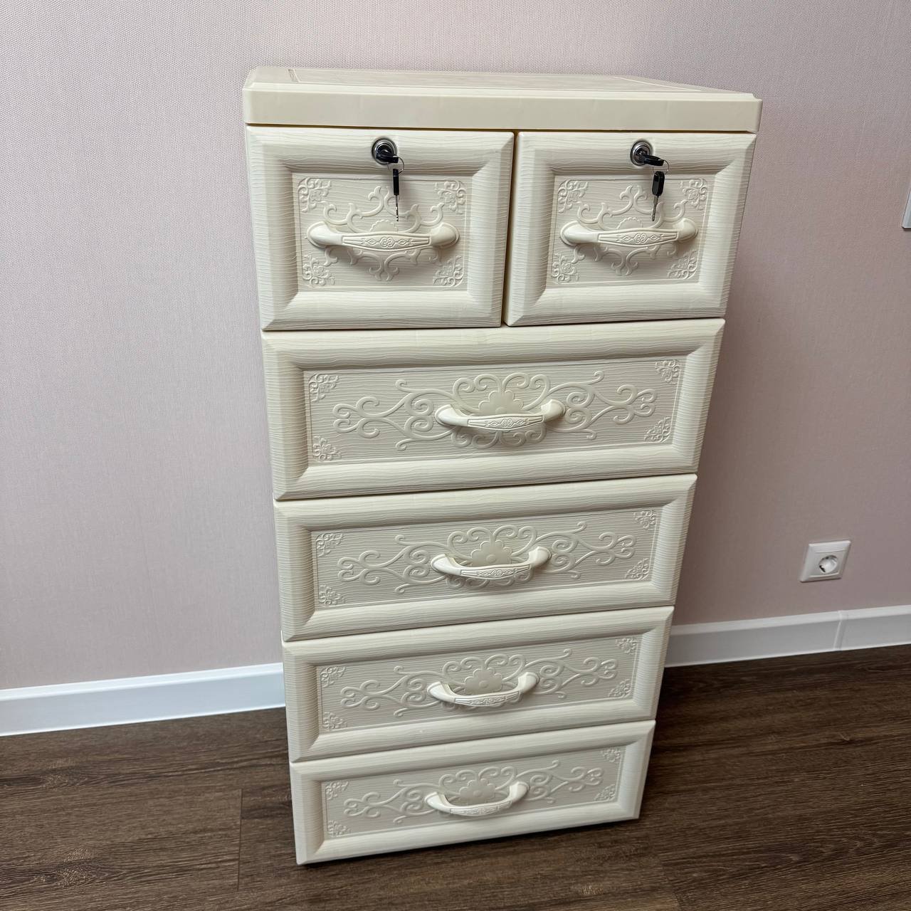 Plastic chest of drawers 1 m, 2000 RUB — Moscow, Russia Plastic chest of drawers 1 m, 2000 RUB — Moscow, Russia