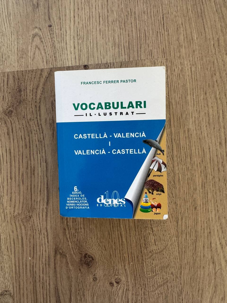 Diccionario valenciano de bolsillo Castella-Valencia-Castellá — València, España
