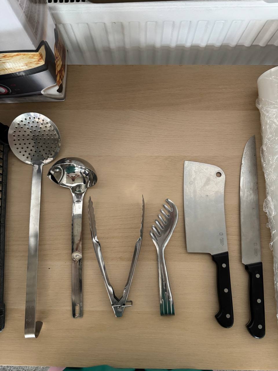 Профессиональный кухонный инвентарь из нержавейки (комплект) — Нови Сад, Сербия