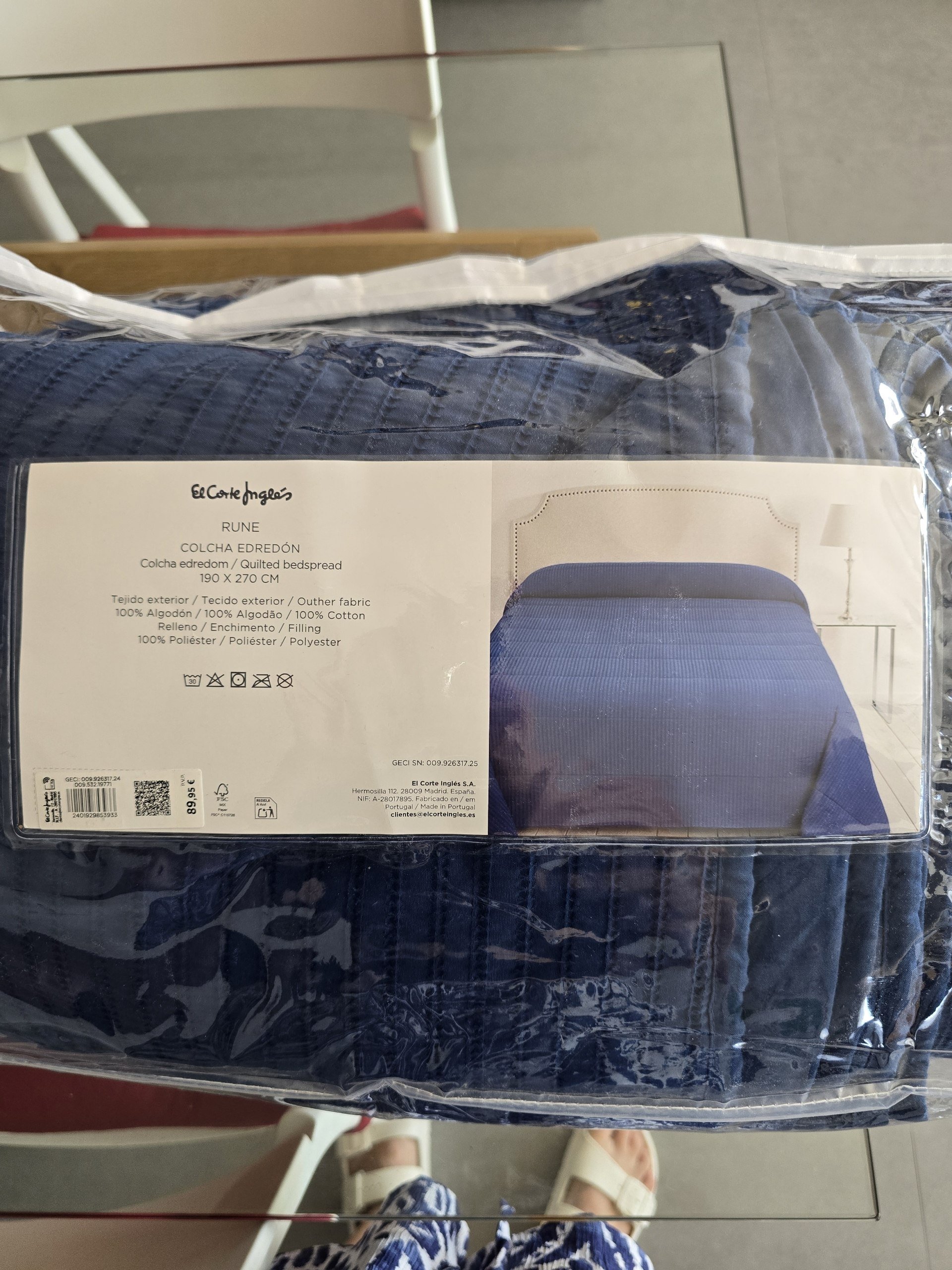 Quilted bedspread 190x270 cm — Valencia, Spain