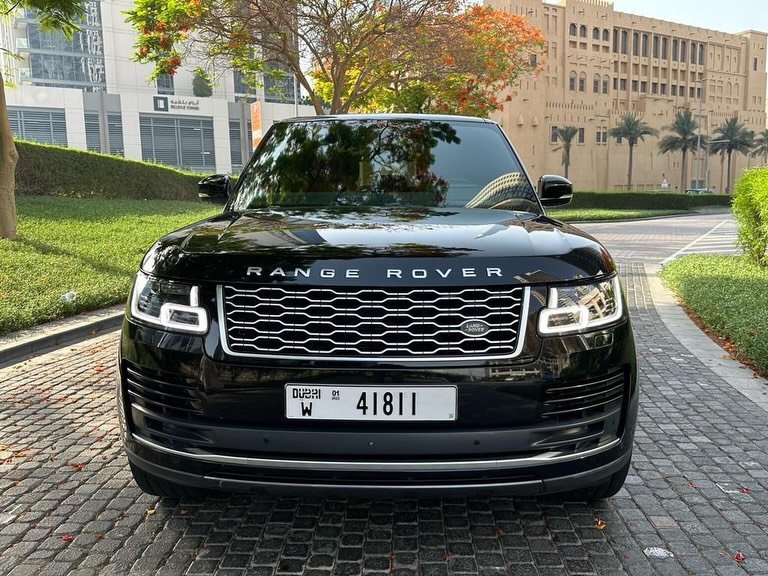 رنج روفر 2018، 214000 كم، 88,000 درهم — دبي, الإمارات رنج روفر 2018، 214000 كم، 88,000 درهم — دبي, الإمارات