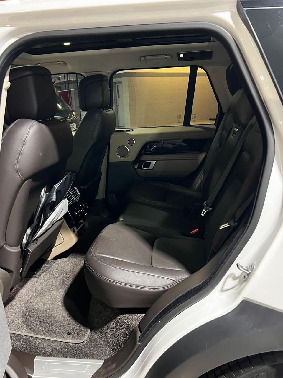 Range Rover 2019 без ДТП — Дубай, ОАЭ Range Rover 2019 без ДТП — б/у — Дубай, ОАЭ