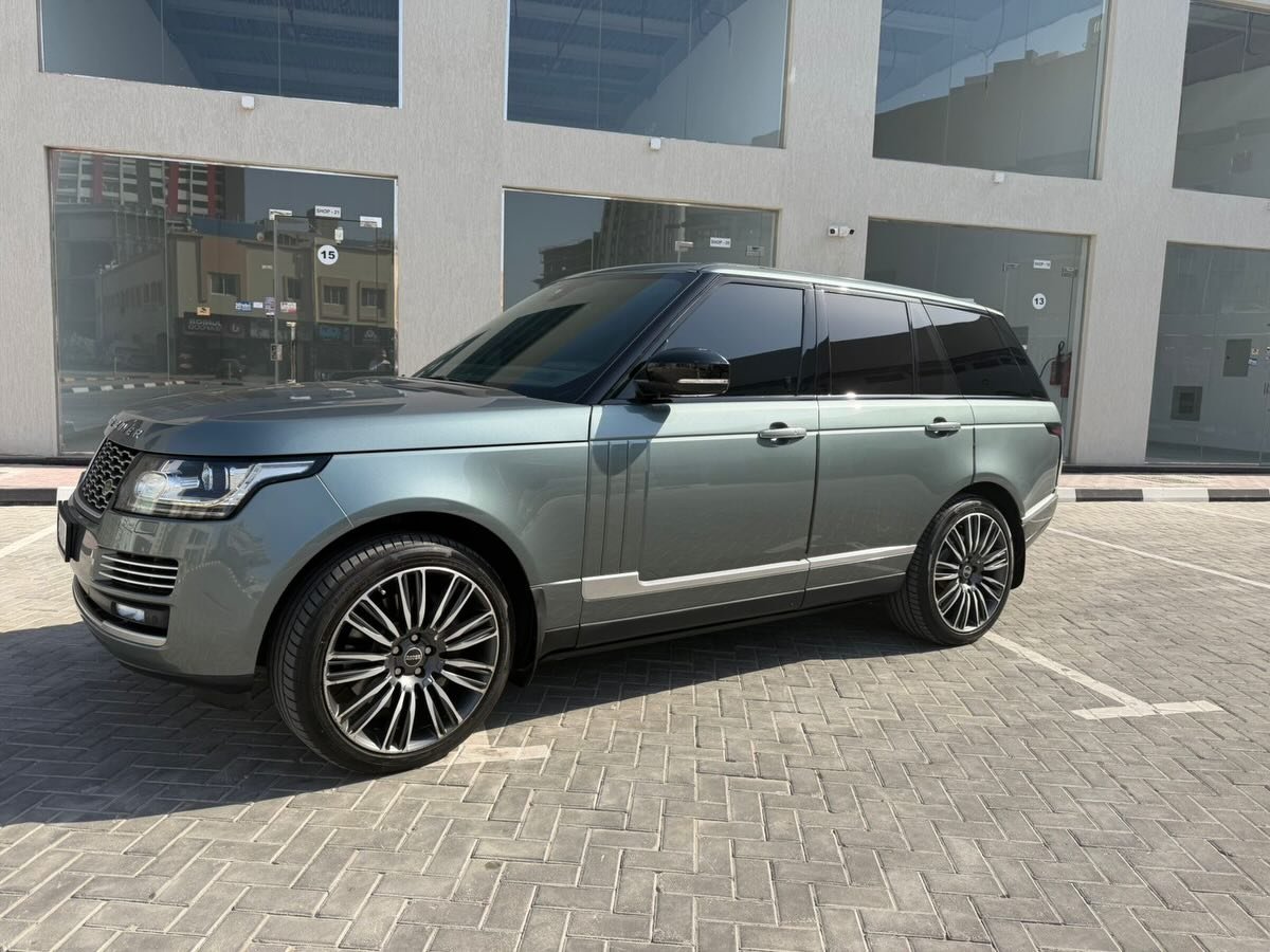 Range Rover Autobiography 2017, 79000 AED — clean — Dubai, UAE