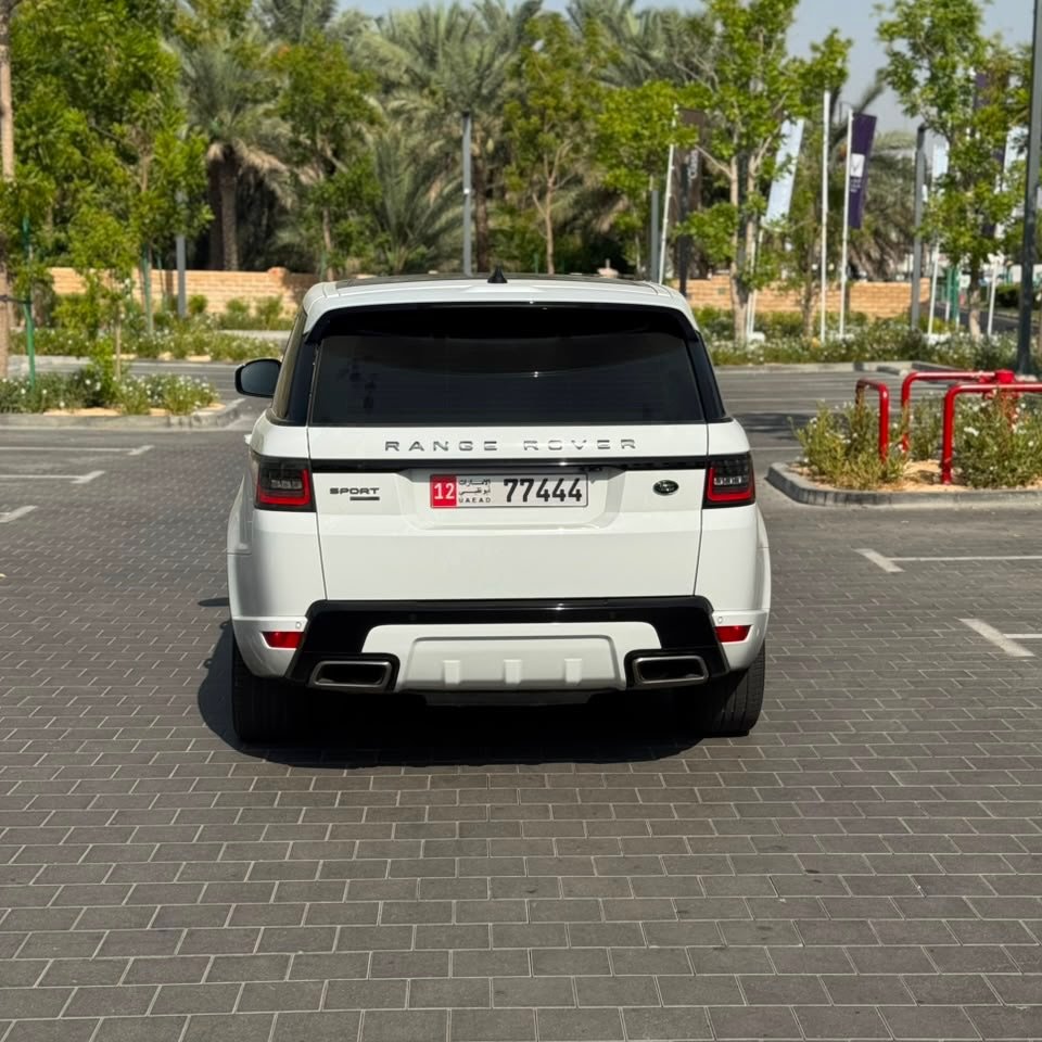 رنج روفر سبورت 2012 أبيض (VAEAD) — دبي, الإمارات