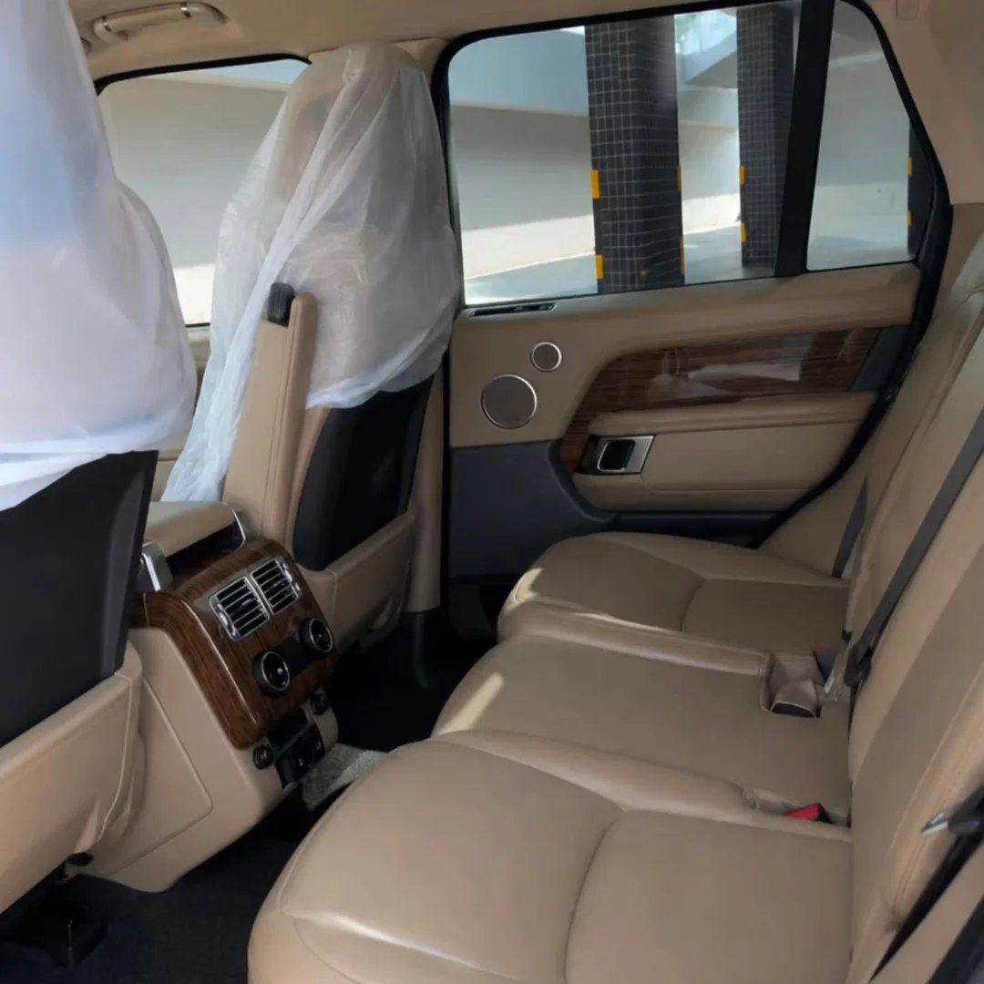 Range Rover V6 P380 Supercharged HSE 2018 — Dubai, UAE