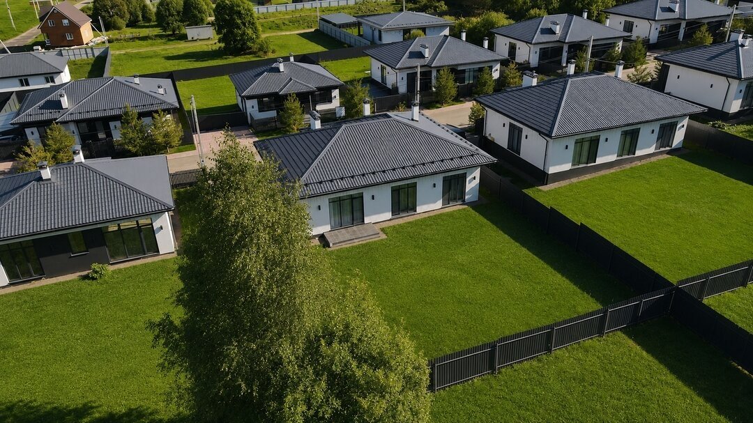 Casa lista con parcela a 55 km de MKAD — white box (shell) / ready house — Moscú, Rusia