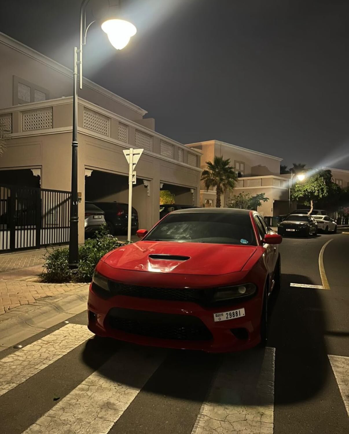 دودج تشارجر RT 2019 أحمر V8 — دبي, الإمارات